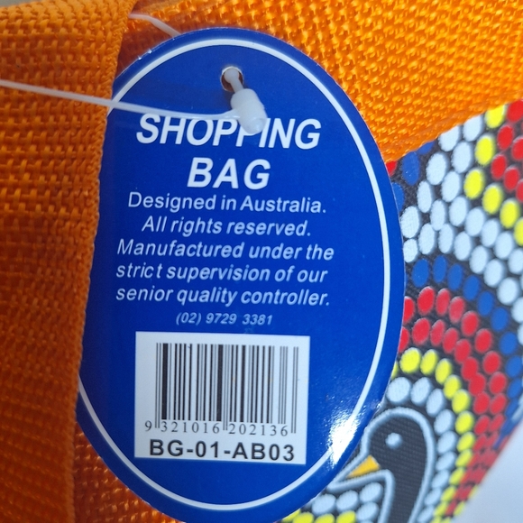 NWT "The Land Down Under" reuseable shopper and tote. - Picture 12 of 12